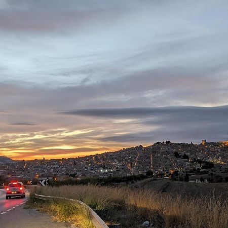 Appartamento "Rina Centro Sicilia" Pietraperzia Buitenkant foto