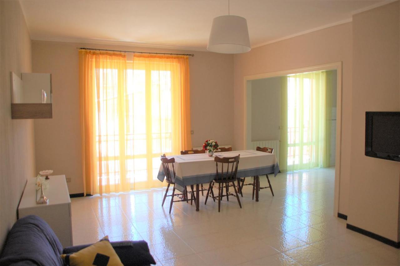 Appartamento "Rina Centro Sicilia" Pietraperzia Buitenkant foto
