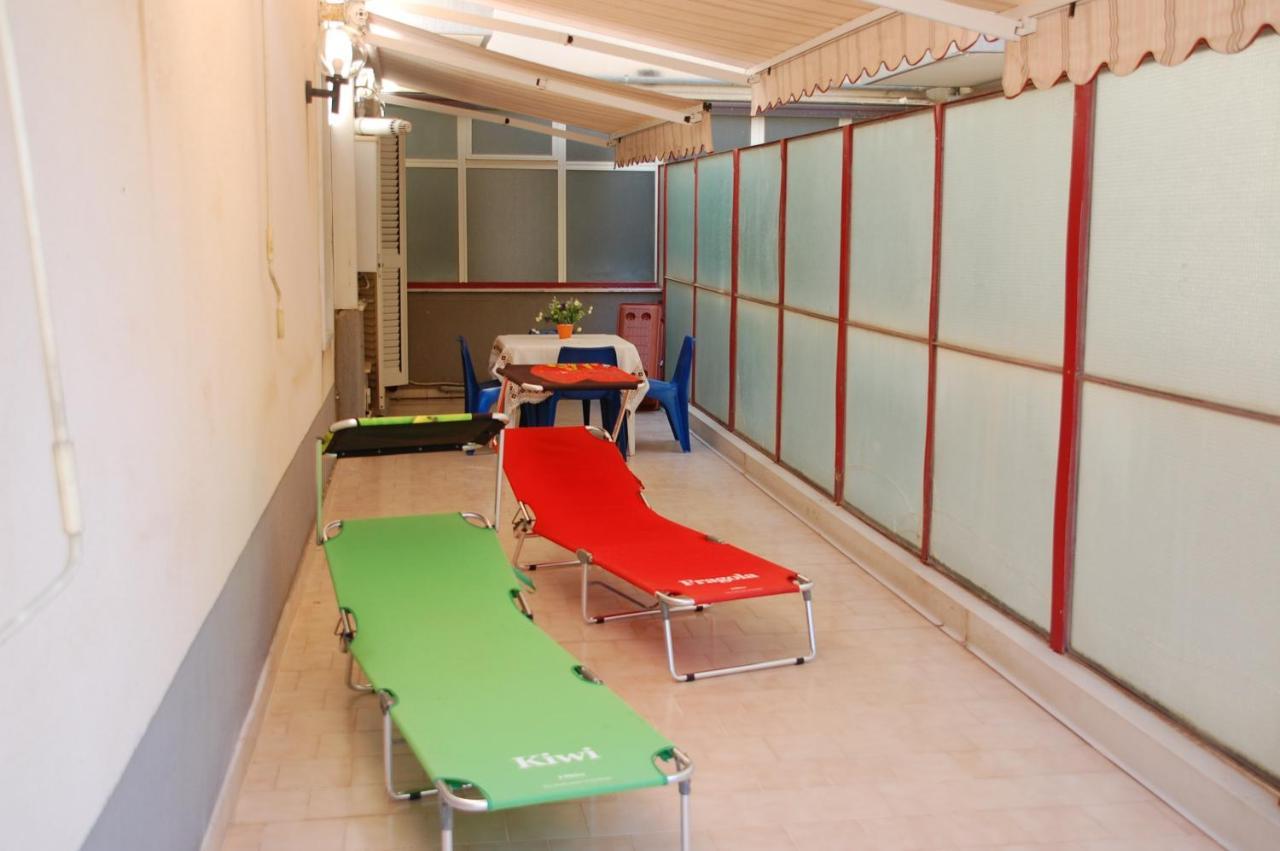 Appartamento "Rina Centro Sicilia" Pietraperzia Buitenkant foto