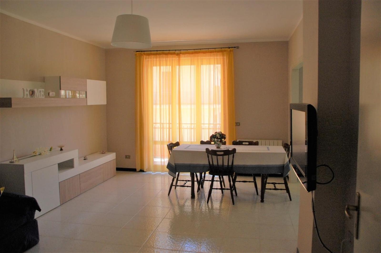Appartamento "Rina Centro Sicilia" Pietraperzia Buitenkant foto